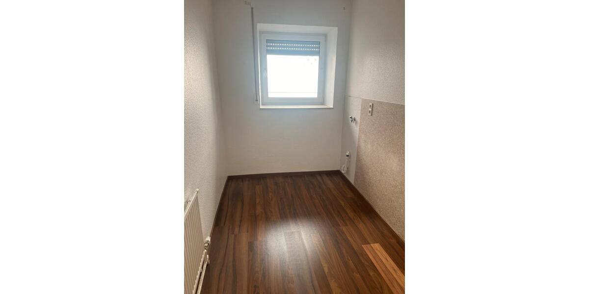 Erdgeschoßwohnung Tettnang - 4 Zimmer, 106 m&sup2;, 1.300&euro; | Angebot:24615023