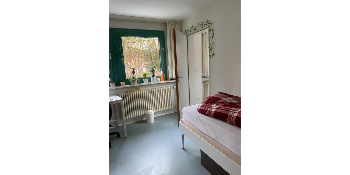 Erdgeschoßwohnung Regensburg Ganghofersiedlung - 1 Zimmer, 12 m&sup2;, 154&euro; | Angebot:25098131