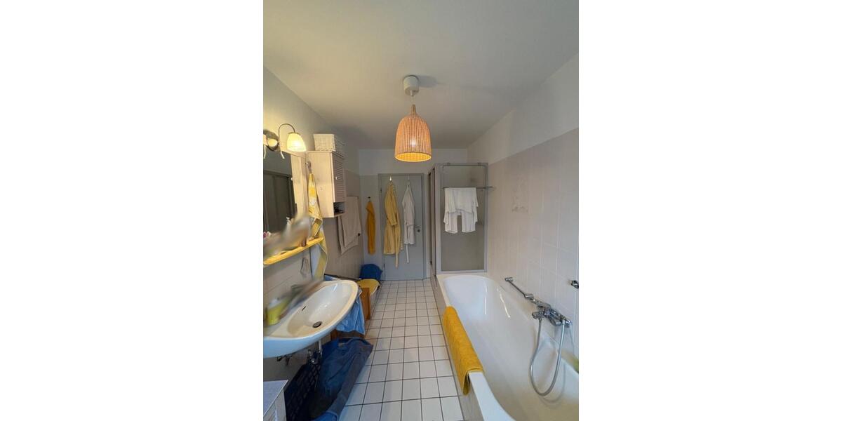 Etagenwohnung Göttingen - 4 Zimmer, 106 m&sup2;, 1.490&euro; | Angebot:25854596