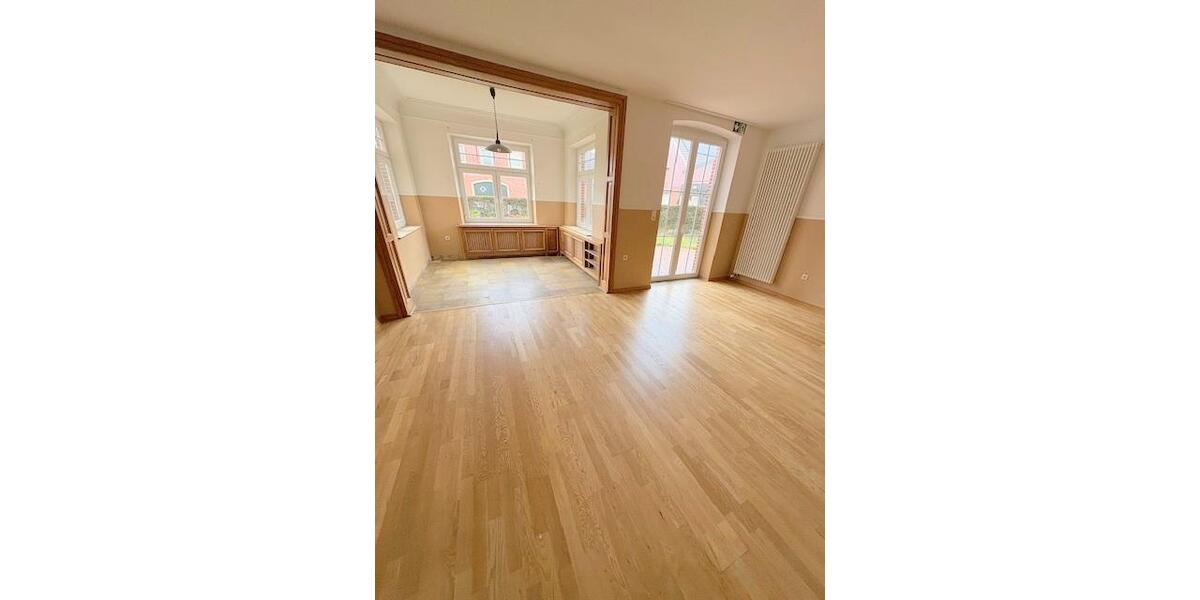Einfamilienhaus Werlte - 9 Zimmer, 373 m&sup2;, 2.000&euro; | Angebot:23598638