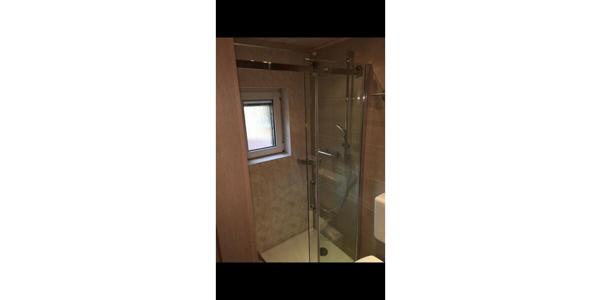 Erdgeschoßwohnung Gräfenthal - 1 Zimmer, 35 m&sup2;, 300&euro; | Angebot:21247614