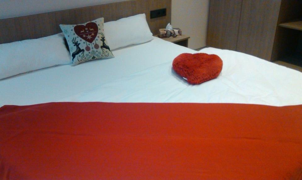 Wohnen auf Zeit Stadthagen - 1 Zimmer, 150 m&sup2;, 50&euro; | Angebot:26703492