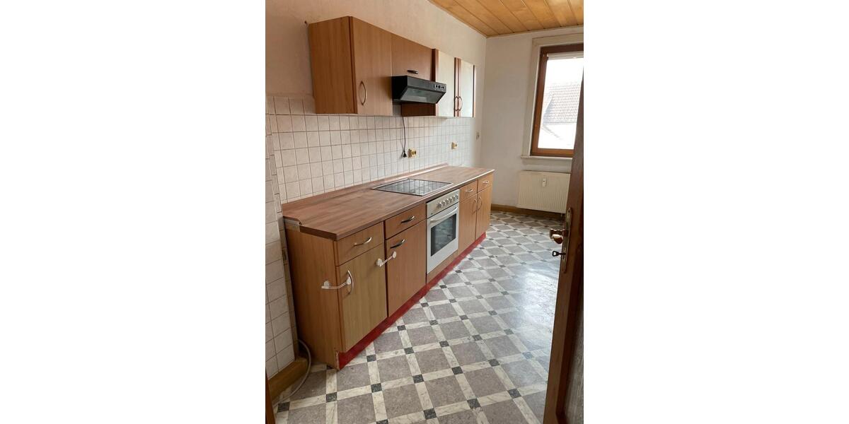 Etagenwohnung Wasungen - 3 Zimmer, 90 m&sup2;, 550&euro; | Angebot:24240111