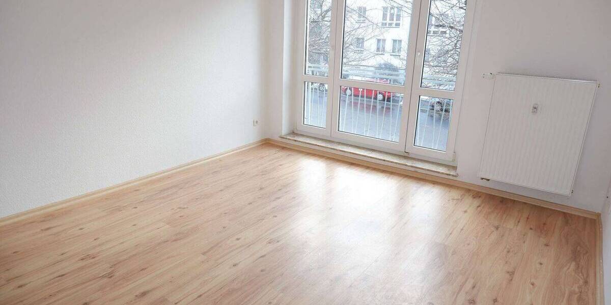 Zimmer Chemnitz Lutherviertel - 2 Zimmer, 45 m&sup2;, 285&euro; | Angebot:26128063