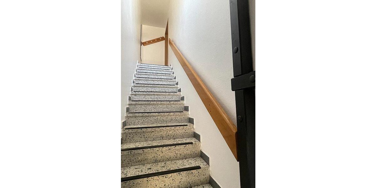 Dachgeschoßwohnung Gronau (Leine) - 3 Zimmer, 74 m&sup2;, 520&euro; | Angebot:26368169