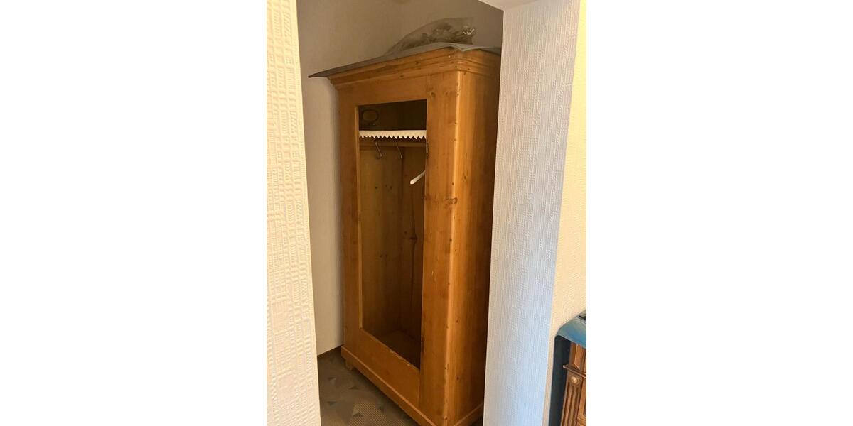 Etagenwohnung Stuttgart - 2 Zimmer, 70 m&sup2;, 600&euro; | Angebot:26551938
