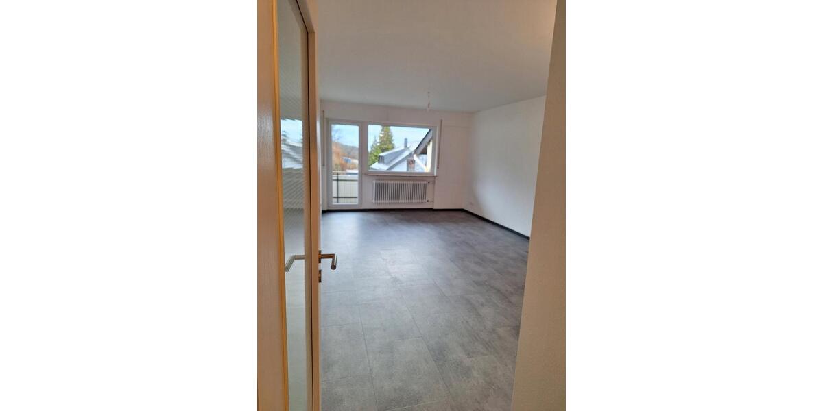 Etagenwohnung Hermeskeil - 4 Zimmer, 85 m&sup2;, 800&euro; | Angebot:26101532