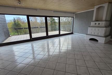 Wohnung Nalbach - 5 Zimmer, 186 m&sup2;, 900&euro; | Angebot:25856540