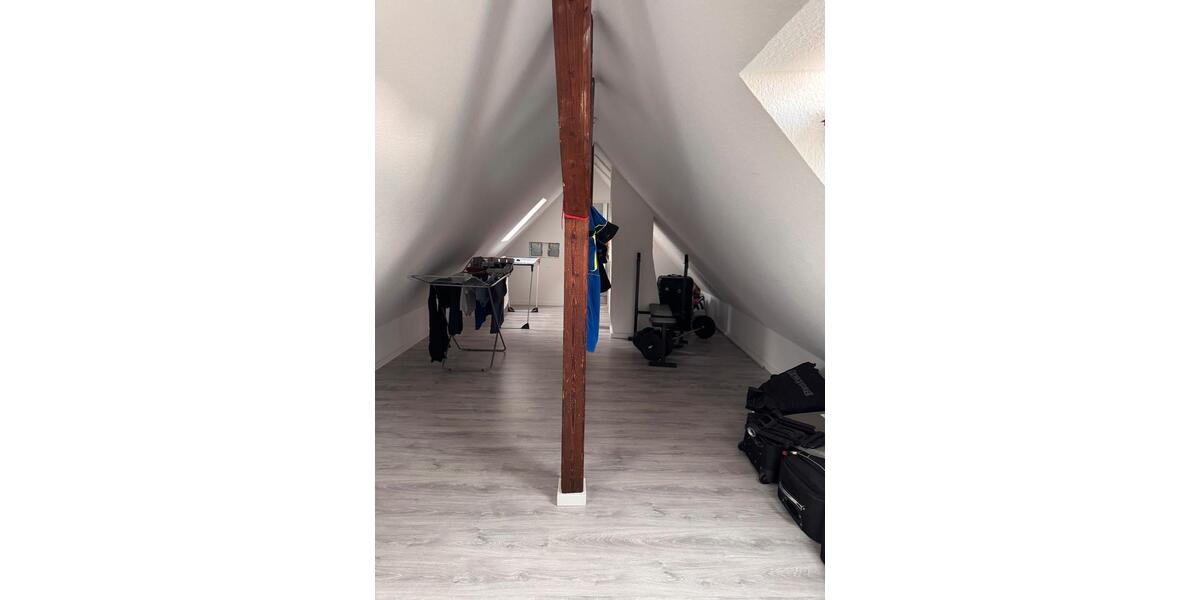 Dachgeschoßwohnung Bochum Bochum-Mitte - 3.5 Zimmer, 74 m&sup2;, 670&euro; | Angebot:26617923