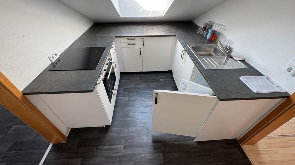 Dachgeschoßwohnung Würzburg Dürrbachau - 3 Zimmer, 70 m&sup2;, 690&euro; | Angebot:26113371