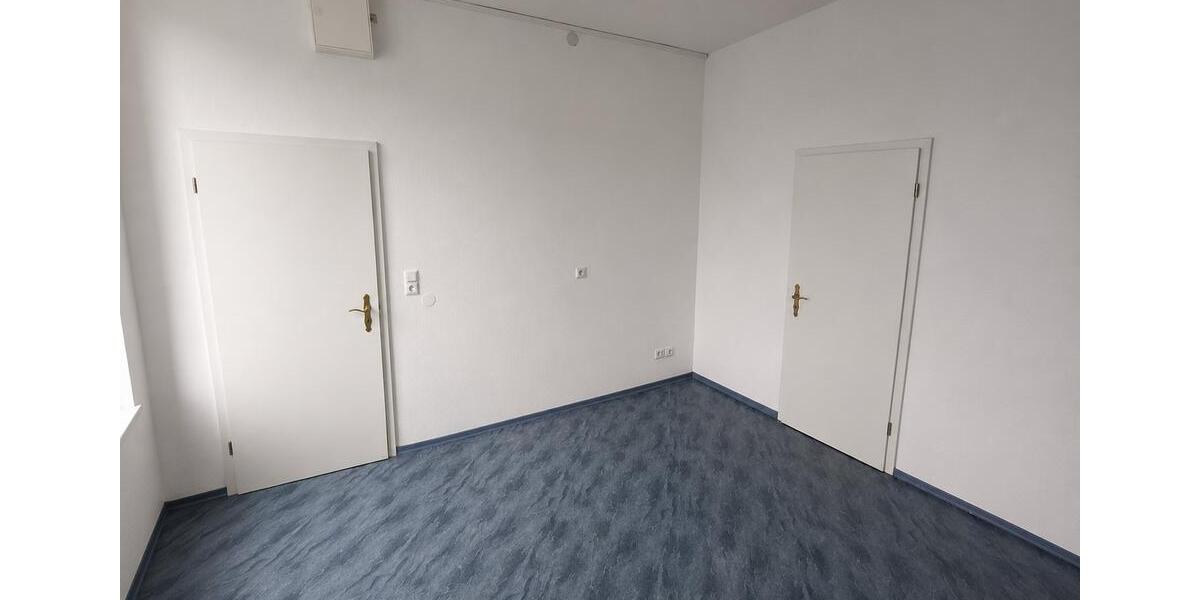 Etagenwohnung Hof Altstadt - 1 Zimmer, 15 m&sup2;, 299&euro; | Angebot:26548510