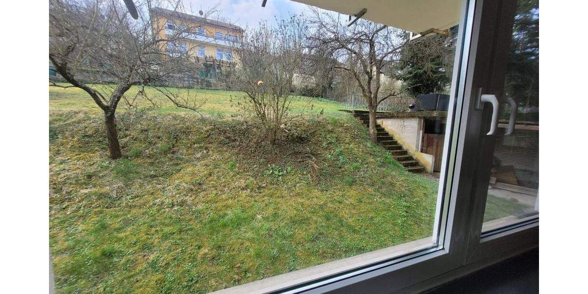 Etagenwohnung Gerbrunn - 3 Zimmer, 68 m&sup2;, 760&euro; | Angebot:25845447