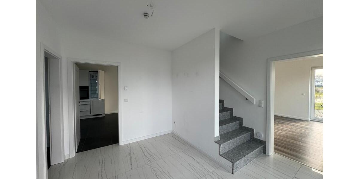 Doppelhaushälfte Fintel - 4 Zimmer, 147 m&sup2;, 1.650&euro; | Angebot:26582080