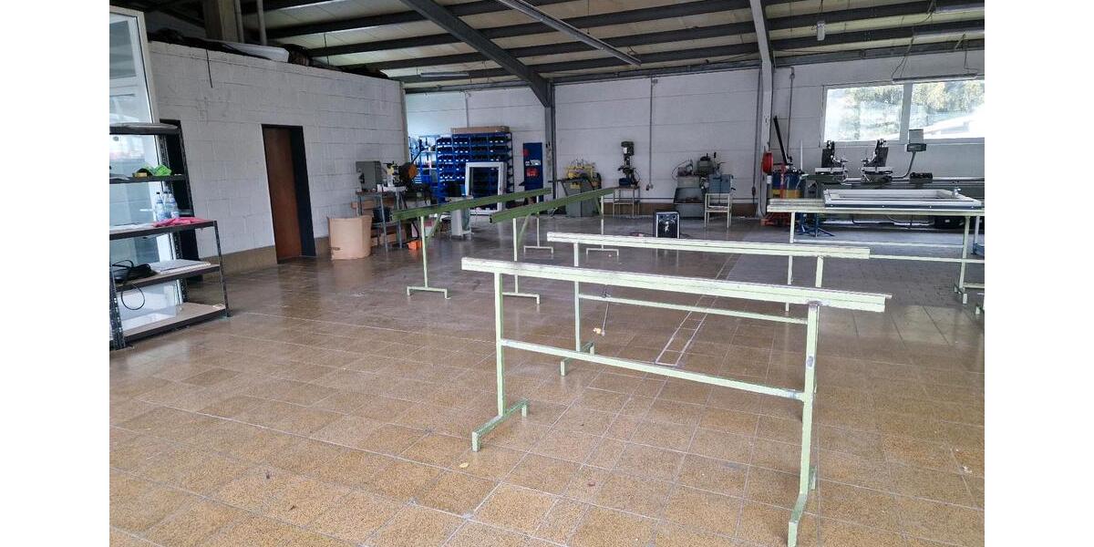 Gewerbeobjekt Schwalbach - 1.700&euro; | Angebot:25965313