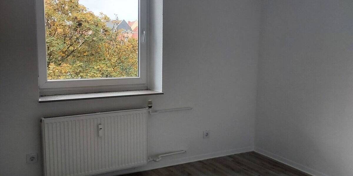 Etagenwohnung Bremerhaven Lehe - 3 Zimmer, 82 m&sup2;, 550&euro; | Angebot:25669769