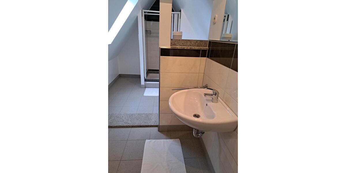 Wohnen auf Zeit Leverkusen - 1 Zimmer, 45 m&sup2;, 850&euro; | Angebot:25051583