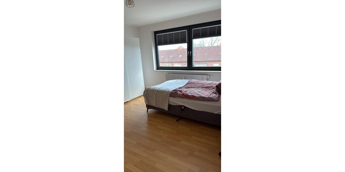 Wohnen auf Zeit Kiel Wik - 2 Zimmer, 70 m&sup2;, 1.600&euro; | Angebot:25924826