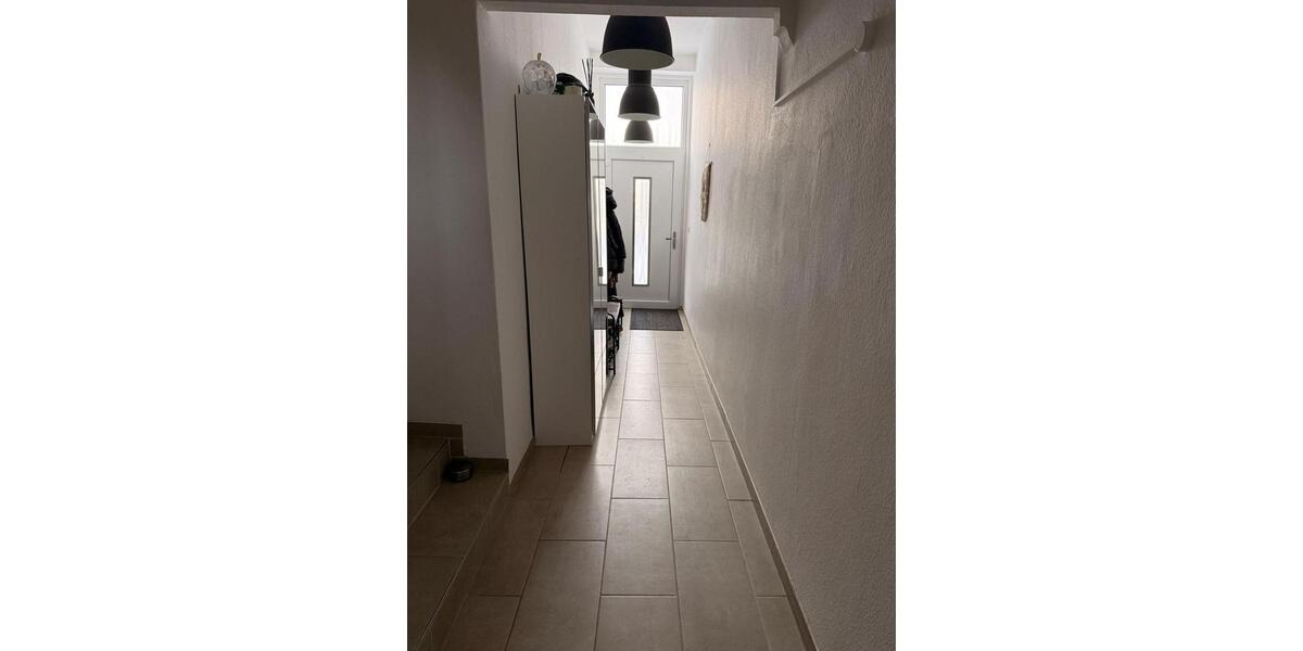 Reihenhaus Einbeck - 7 Zimmer, 150 m&sup2;, 1.190&euro; | Angebot:26531328
