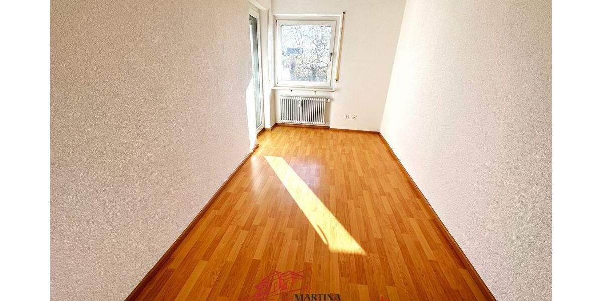 Etagenwohnung Eislingen/Fils Eislingen - 4 Zimmer, 104 m&sup2;, 1.090&euro; | Angebot:26154942