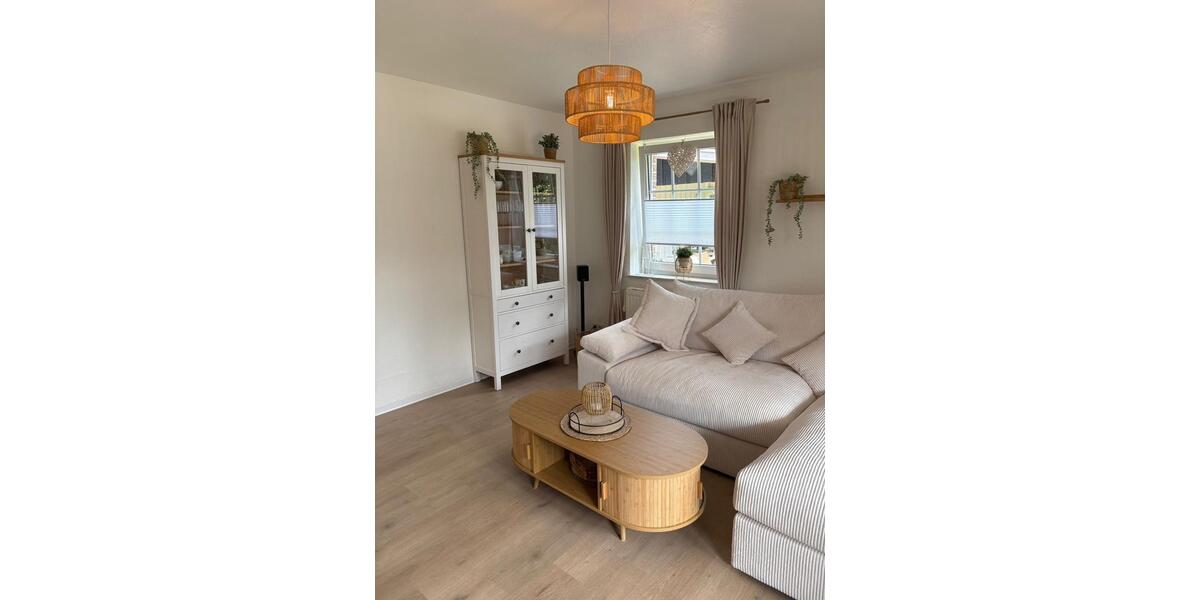 Erdgeschoßwohnung Norden - 3 Zimmer, 72 m&sup2;, 850&euro; | Angebot:26029403