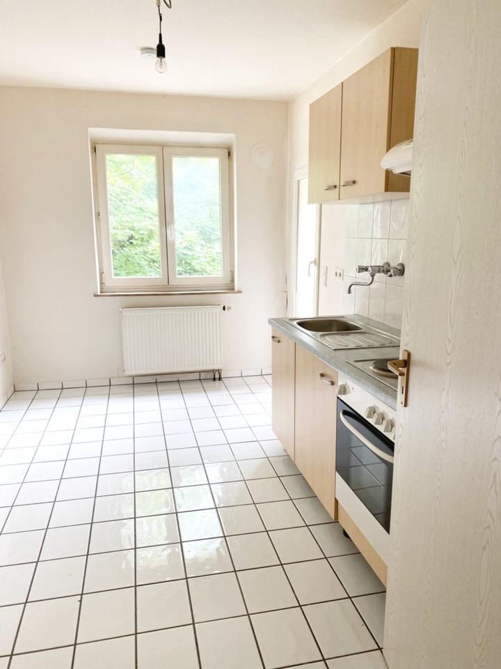 FREI AB SOFORT: Attraktives Zimmer in Wohngemeinschaft unmöbliert 1 zimmer