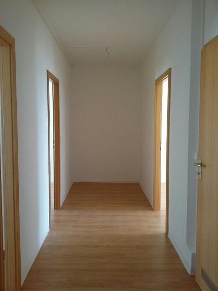 Etagenwohnung Kirchberg - 3 Zimmer, 70 m&sup2;, 417&euro; | Angebot:26060667