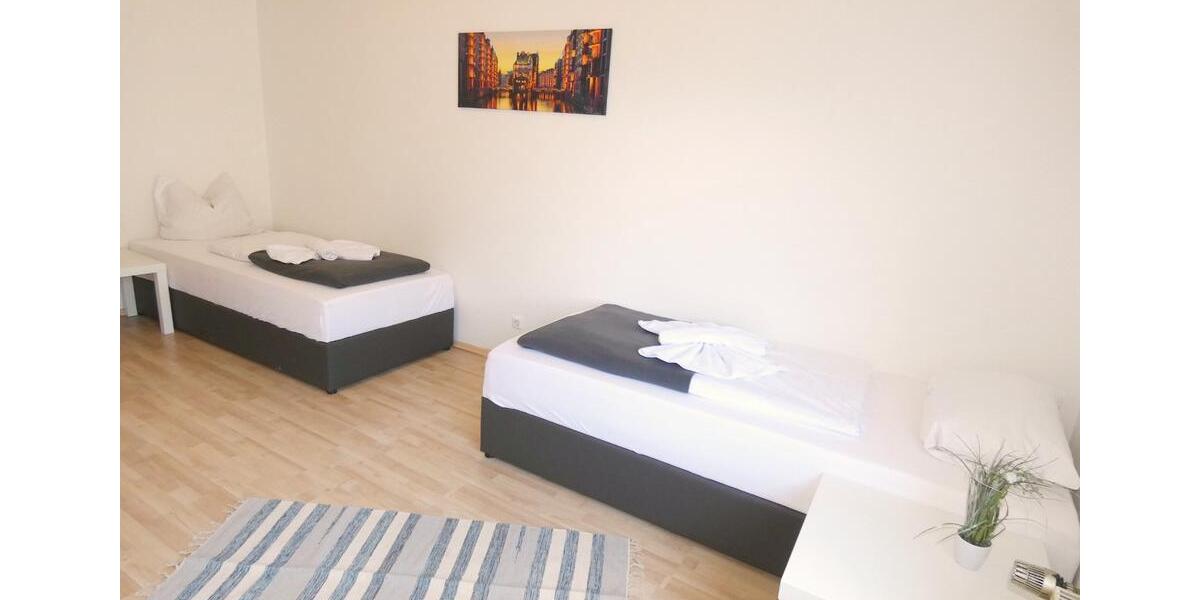 Wohnen auf Zeit Schwandorf - 3 Zimmer, 110 m&sup2;, 17&euro; | Angebot:18427588