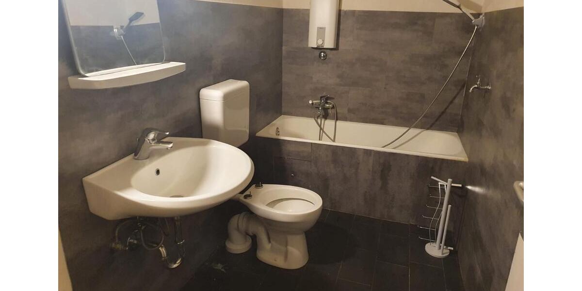 Erdgeschoßwohnung Wesseling - 2 Zimmer, 68 m&sup2;, 890&euro; | Angebot:25853555