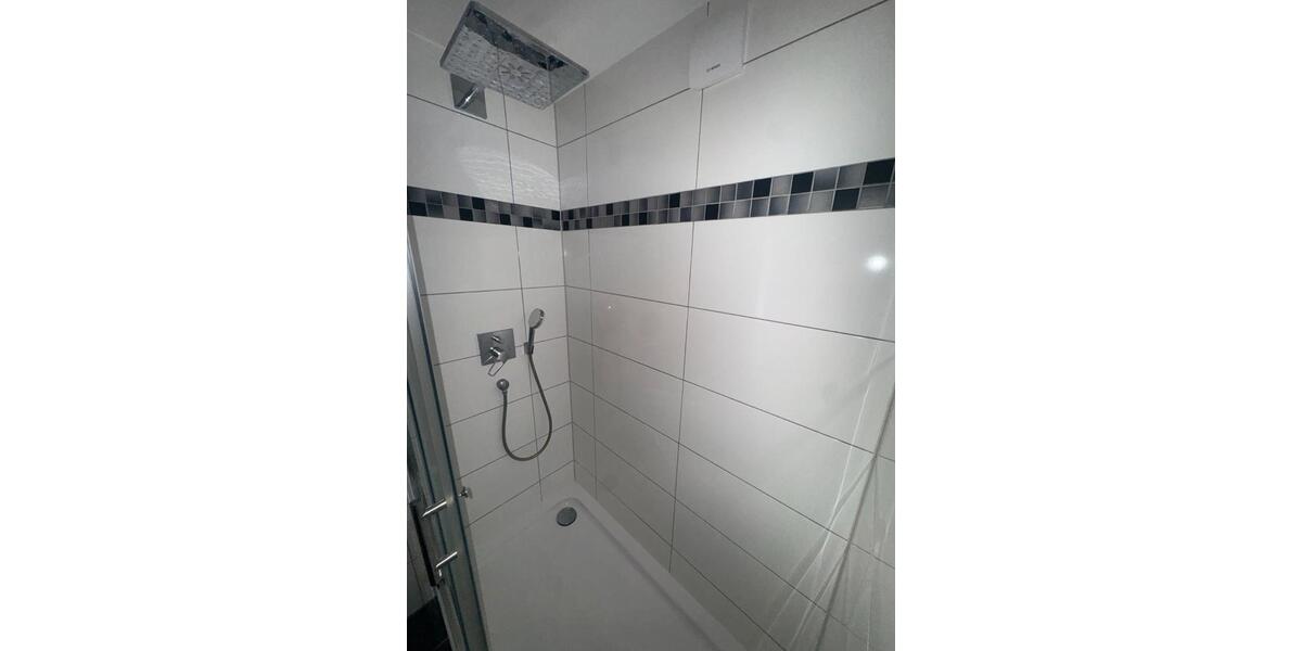 Dachgeschoßwohnung Krefeld Benrad - 2 Zimmer, 60 m&sup2;, 750&euro; | Angebot:26536681