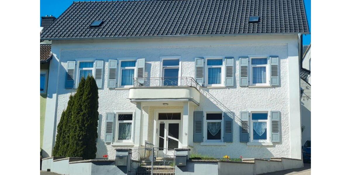 Etagenwohnung Stromberg - 3 Zimmer, 86 m&sup2;, 680&euro; | Angebot:26074128