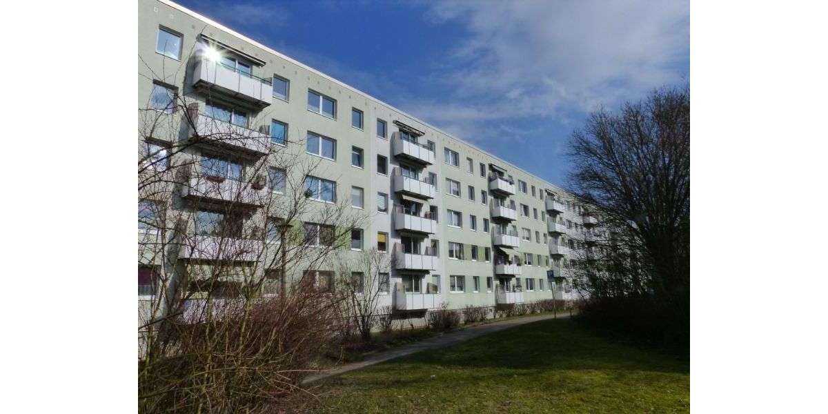 Etagenwohnung Schwerin Weststadt - 3 Zimmer, 53 m&sup2;, 376&euro; | Angebot:26728818