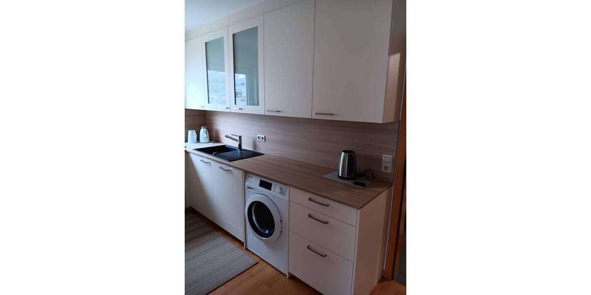 Schöne 4-Zimmerwohnung mit Balkon in traumhafter Lage in HN-Sontheim zu vermieten 4 zimmer