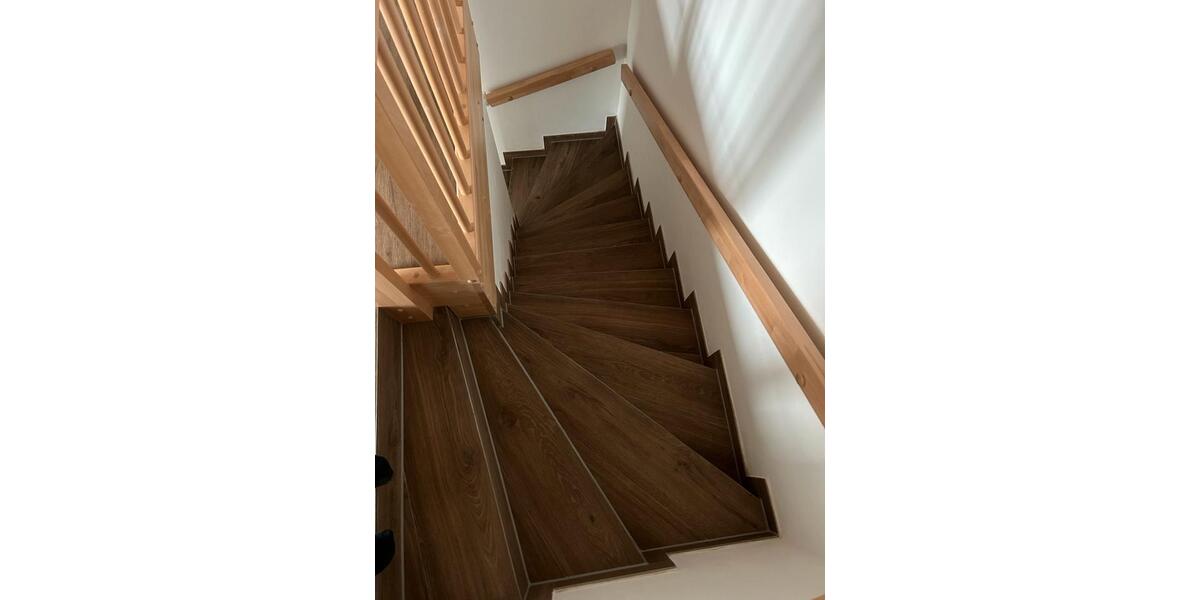 Wunderschöne Doppelhaushälfte mit Garten 5 zimmer