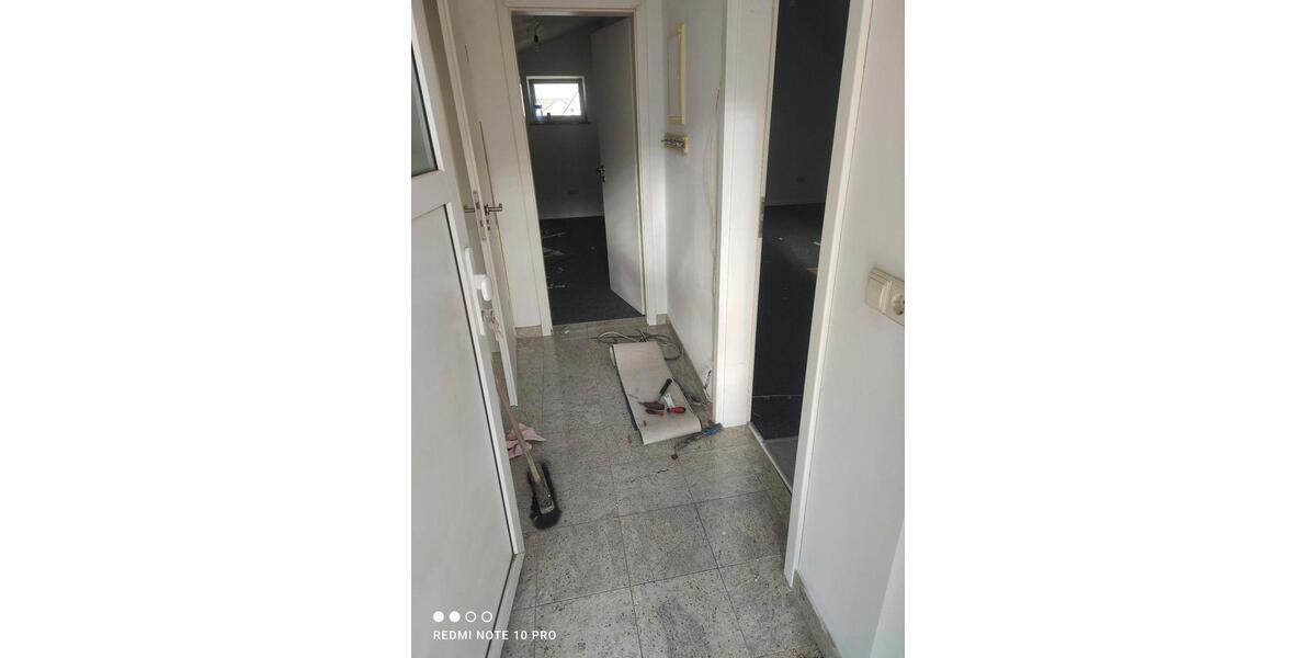 Dachgeschoßwohnung Lingenfeld - 2 Zimmer, 55 m&sup2;, 800&euro; | Angebot:26330072