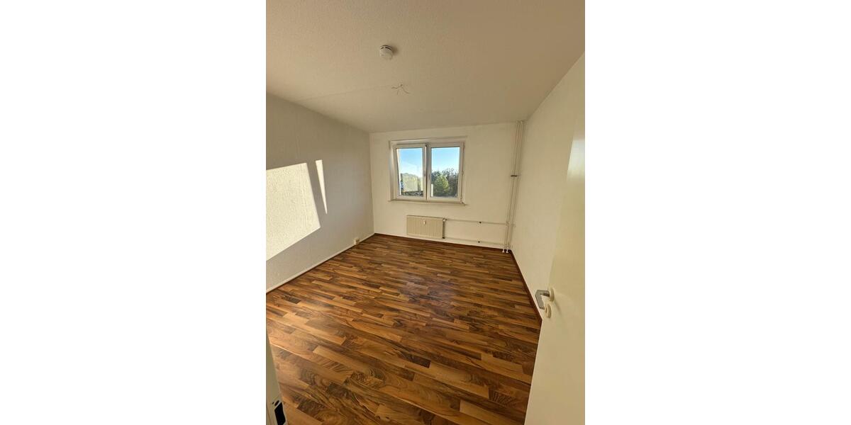 Etagenwohnung Magdeburg Brückfeld - 3 Zimmer, 57 m&sup2;, 450&euro; | Angebot:26136840