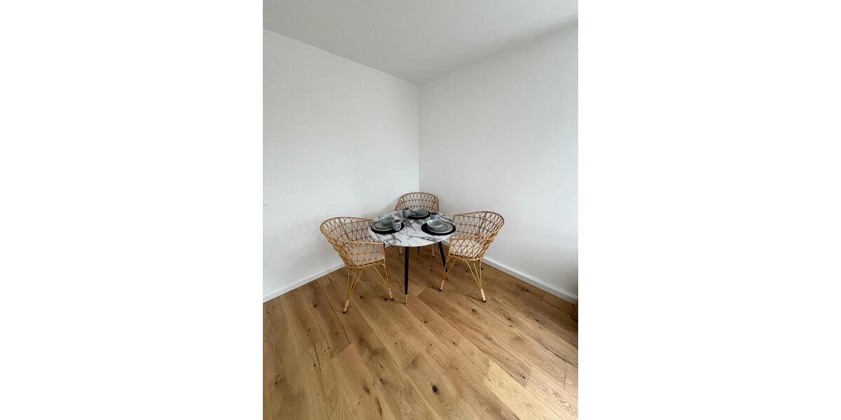 Etagenwohnung Köln Mülheim - 1 Zimmer, 46 m&sup2;, 1.350&euro; | Angebot:26444555