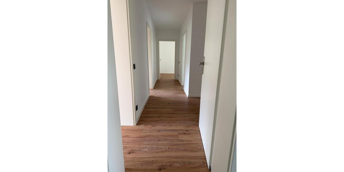 Erdgeschoßwohnung Gummersbach - 3 Zimmer, 73 m&sup2;, 760&euro; | Angebot:26563127