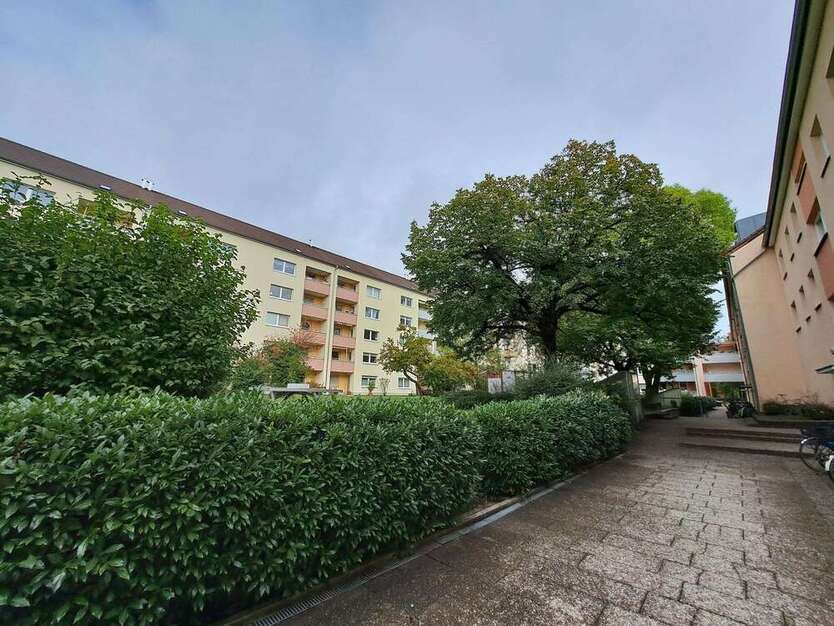 Wohnung zum Mieten in München 1.284,58 € 85.81 m² 4 zimmer