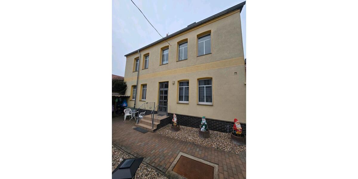 Etagenwohnung Burg - 1 Zimmer, 34 m&sup2;, 286&euro; | Angebot:25892805