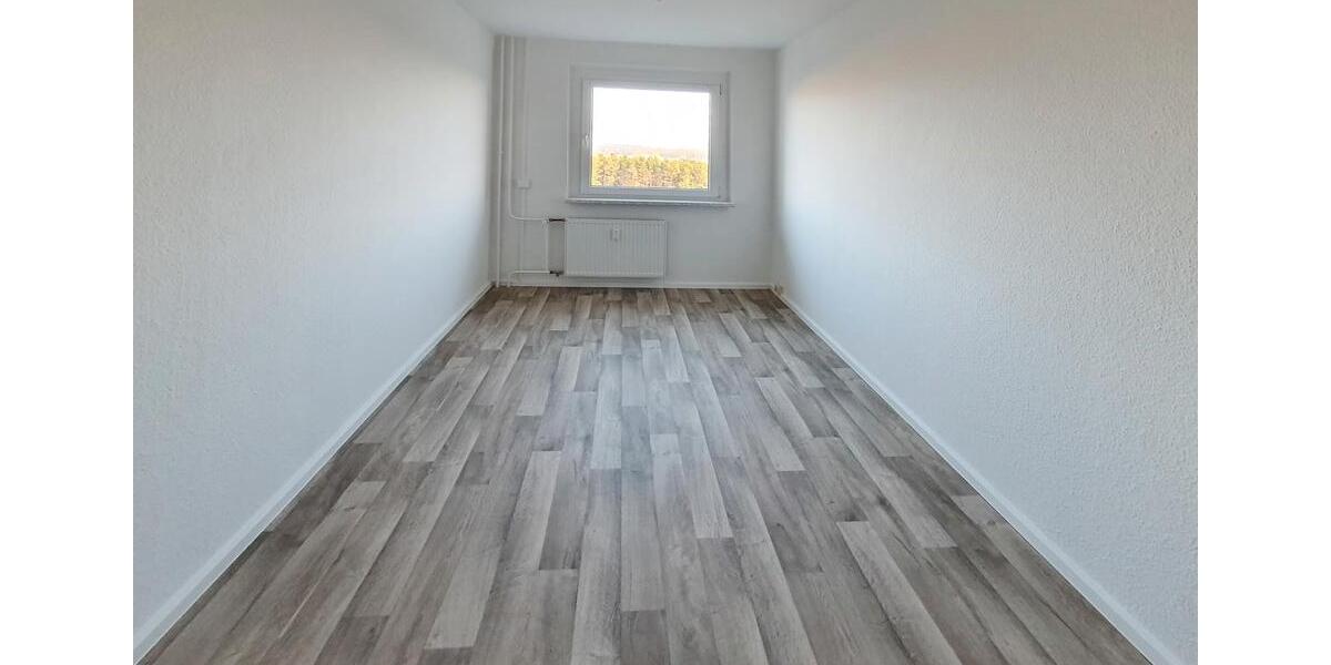 Etagenwohnung Neubrandenburg Datzeberg - 3 Zimmer, 69 m&sup2;, 209&euro; | Angebot:26675540