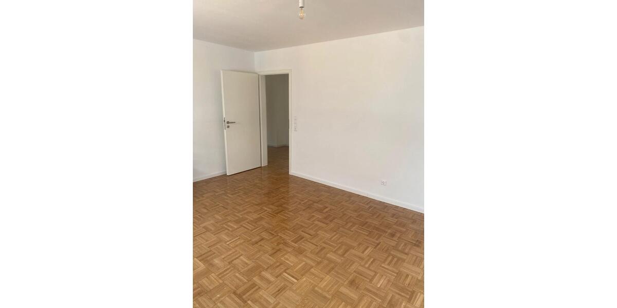Etagenwohnung Remchingen - 3 Zimmer, 96 m&sup2;, 1.200&euro; | Angebot:26382641