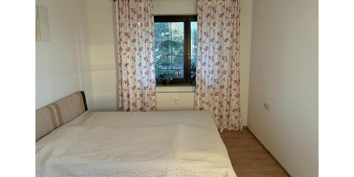 Wohnen auf Zeit Gärtringen - 3 Zimmer, 12 m&sup2;, 290&euro; | Angebot:25720810