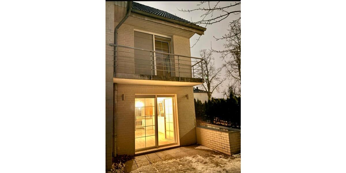 Doppelhaushälfte Schönefeld - 3 Zimmer, 70 m&sup2;, 1.850&euro; | Angebot:26532770