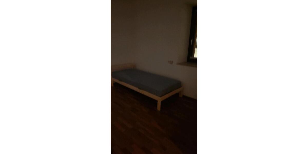 Wohnen auf Zeit Straubing - 1 Zimmer, 16 m&sup2;, 500&euro; | Angebot:25433252