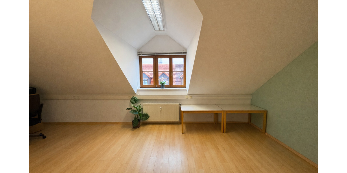 Gewerbeobjekt Karlsfeld - 4 Zimmer, 178 m&sup2;, 1.590&euro; | Angebot:25983268