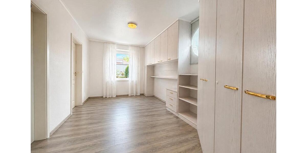 Erdgeschoßwohnung Rendsburg - 3 Zimmer, 98 m&sup2;, 1.065&euro; | Angebot:26455151