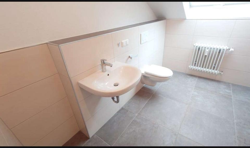 Dachgeschoßwohnung Pirmasens Niedersimten - 3 Zimmer, 83 m&sup2;, 500&euro; | Angebot:26610582
