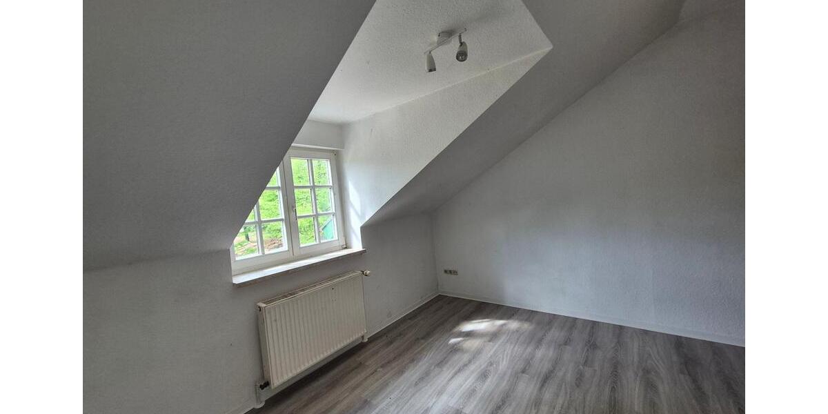 Etagenwohnung Südharz - 3 Zimmer, 77 m&sup2;, 460&euro; | Angebot:26492119