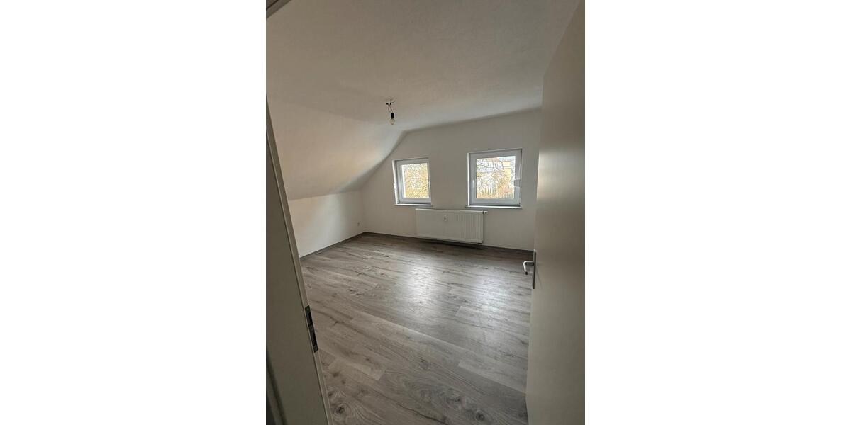 Dachgeschoßwohnung Hüttenberg - 2 Zimmer, 65 m&sup2;, 820&euro; | Angebot:24728053