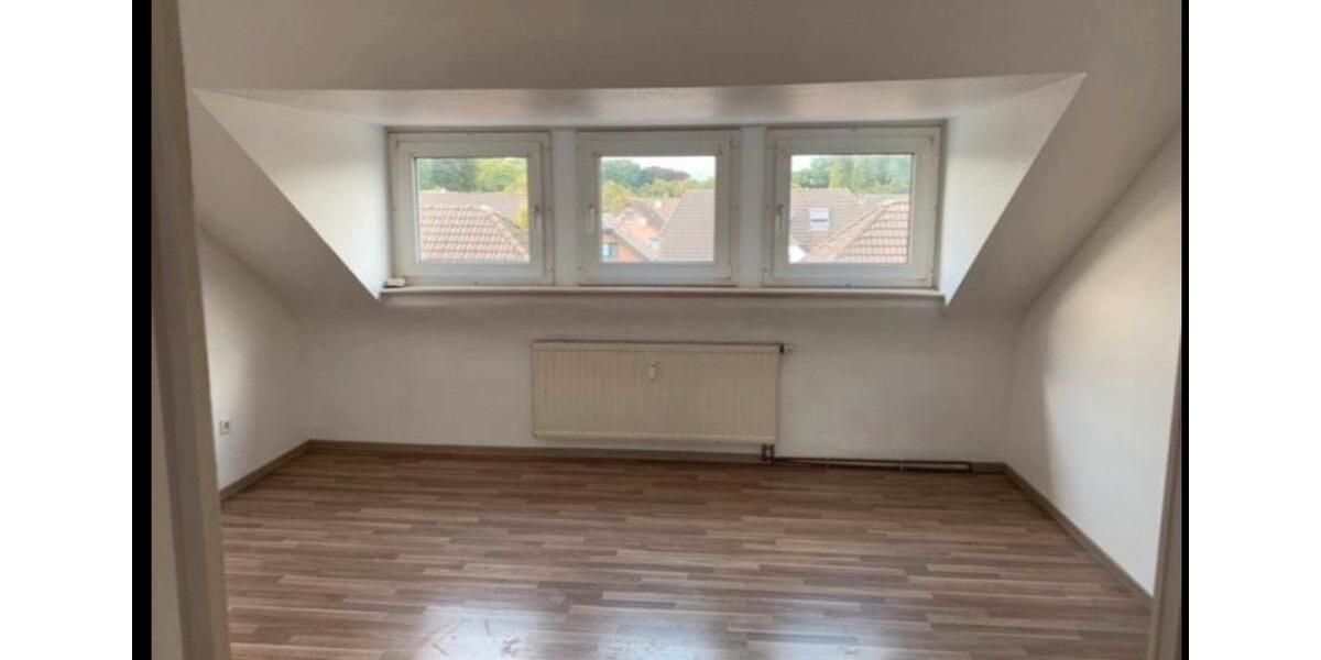 Dachgeschoßwohnung Emmerich am Rhein - 2 Zimmer, 48 m&sup2;, 610&euro; | Angebot:25257700